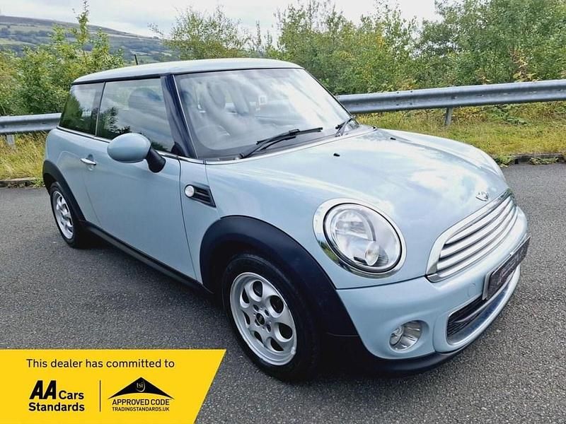 Blue Used 2013 Mini One D Hatch Hatchback | £4,499 (A bit pricey) - Image 1/4