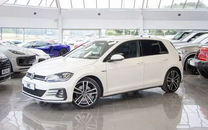 Used VW Golf VII GTD 184 HP (135 kW) 2018 Hatchback