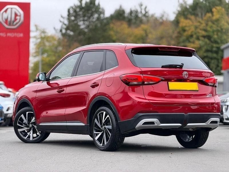 Used MG ZS Trophy 196 HP (144 kW) 2025 Dynamic red SUV