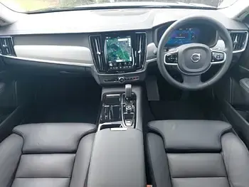 Used Volvo V90 Plus 350 HP (257 kW) 2025 Black Estate