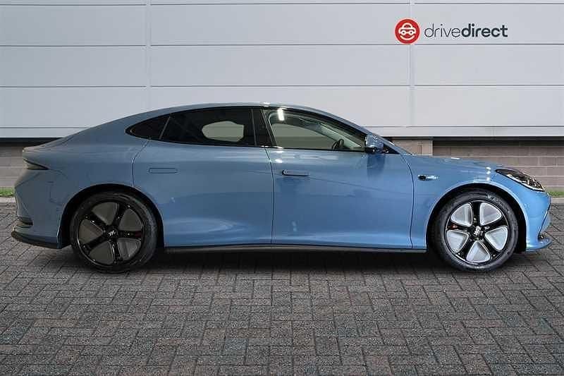 Used MG IM5 300 kW (408 HP) 2026 Blue Hatchback