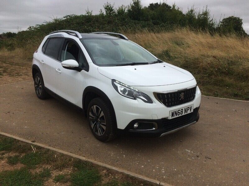 White Used 2018 Peugeot 2008 Allure Premium SUV | £6,495 (A bit pricey) - Image 1/4