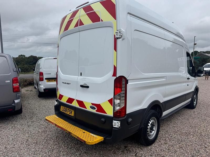 Used Ford Transit 130 HP (95 kW) 2018 White Van
