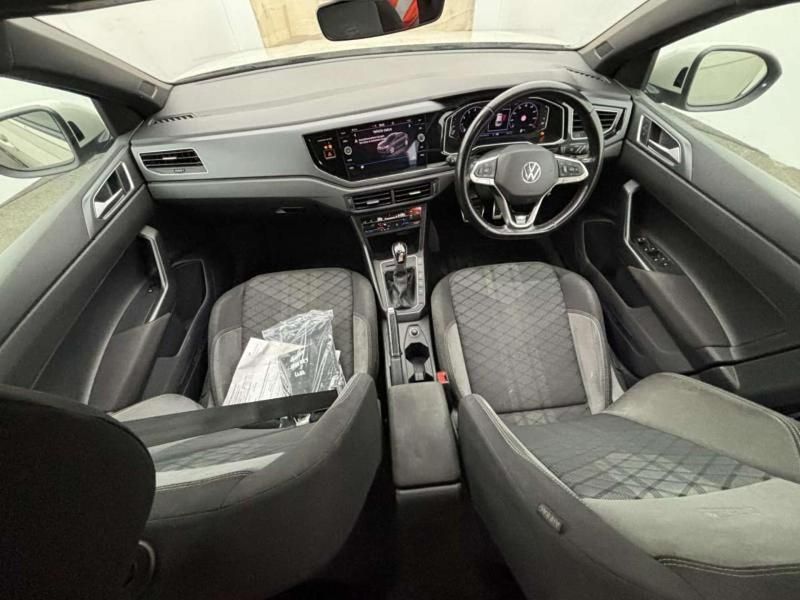 Used VW Taigo R-line 110 HP (80 kW) 2023 Grey SUV