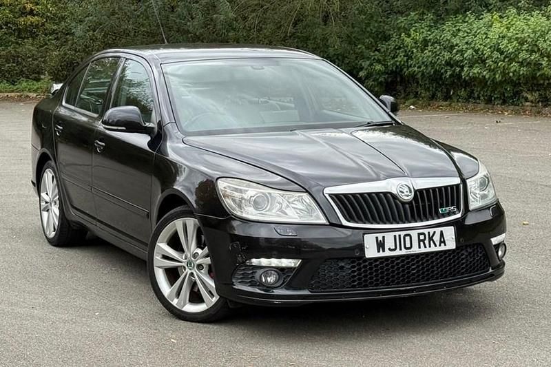 Black Used 2010 Skoda Octavia vRS Hatchback | £2,295 (Good price) - Image 1/1