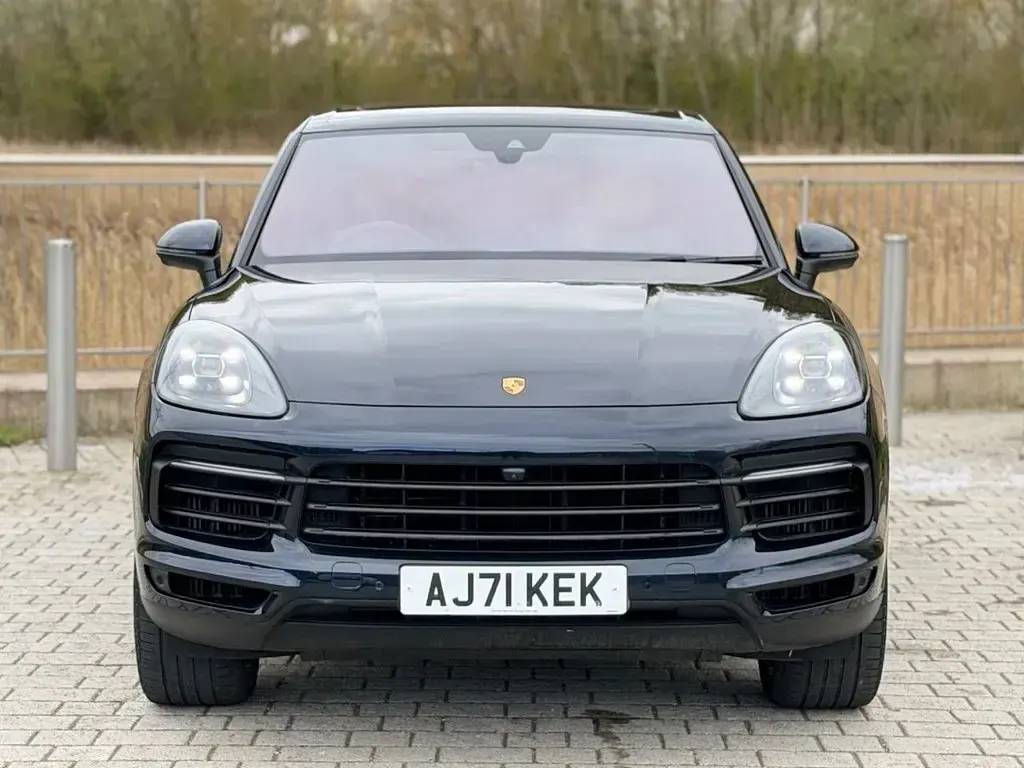 Used Porsche Cayenne 340 HP (250 kW) 2022 Blue SUV
