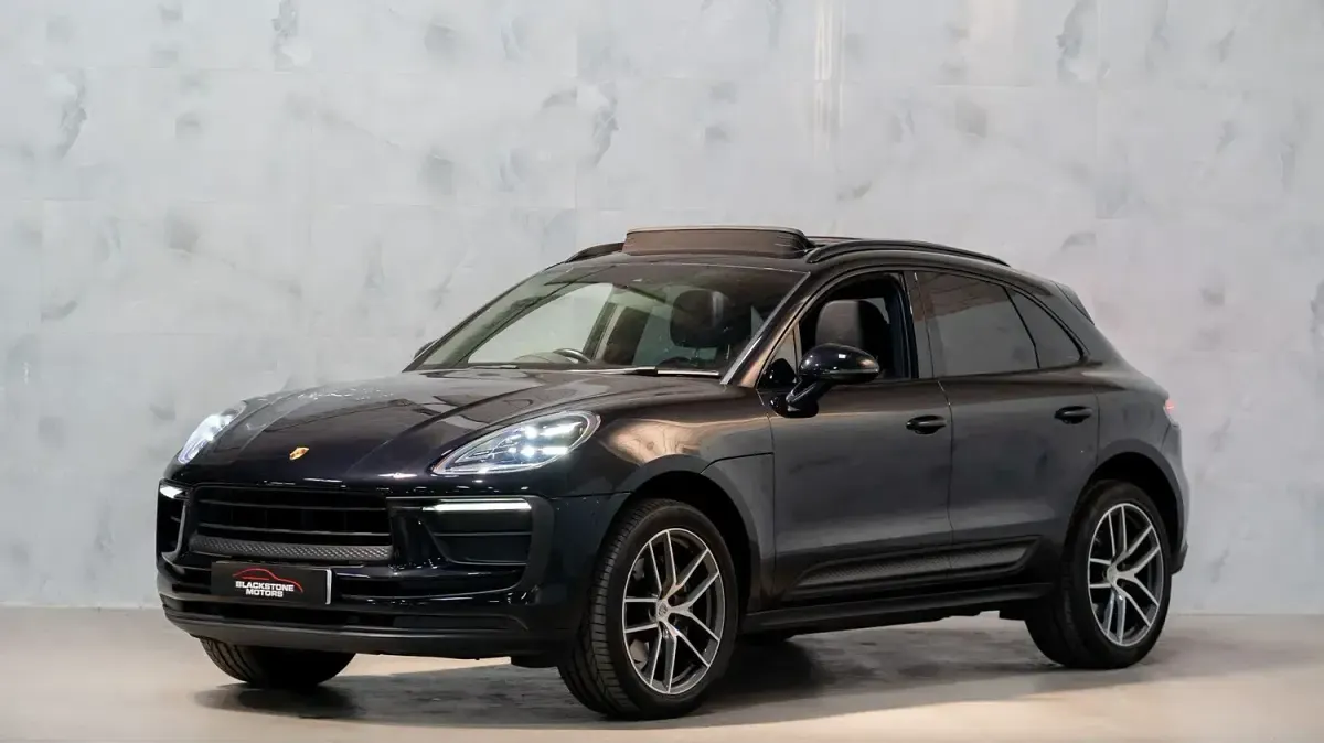 Used Porsche Macan 252 HP (185 kW) 2021 Black SUV