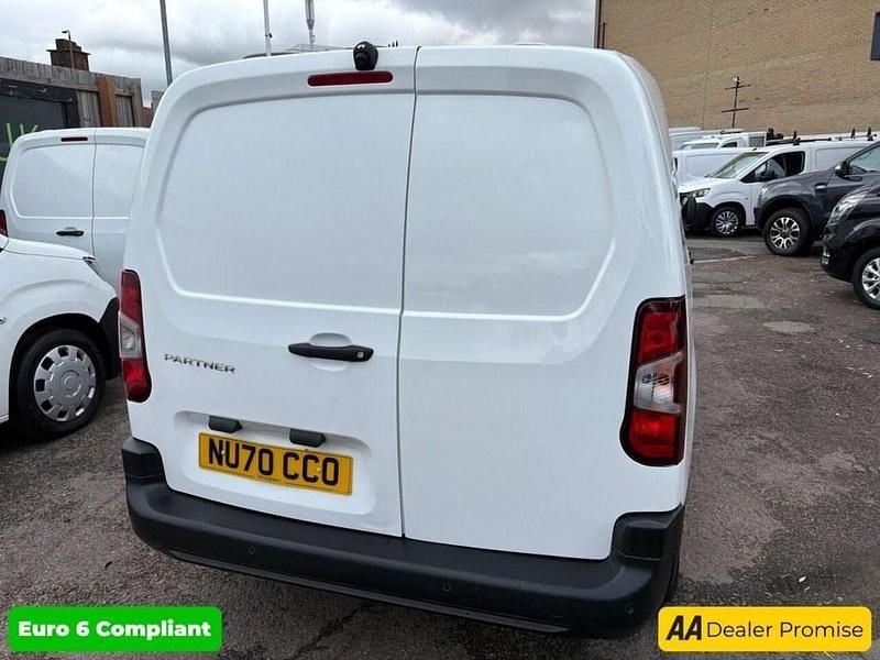 Used Peugeot Partner 2020 White MPV
