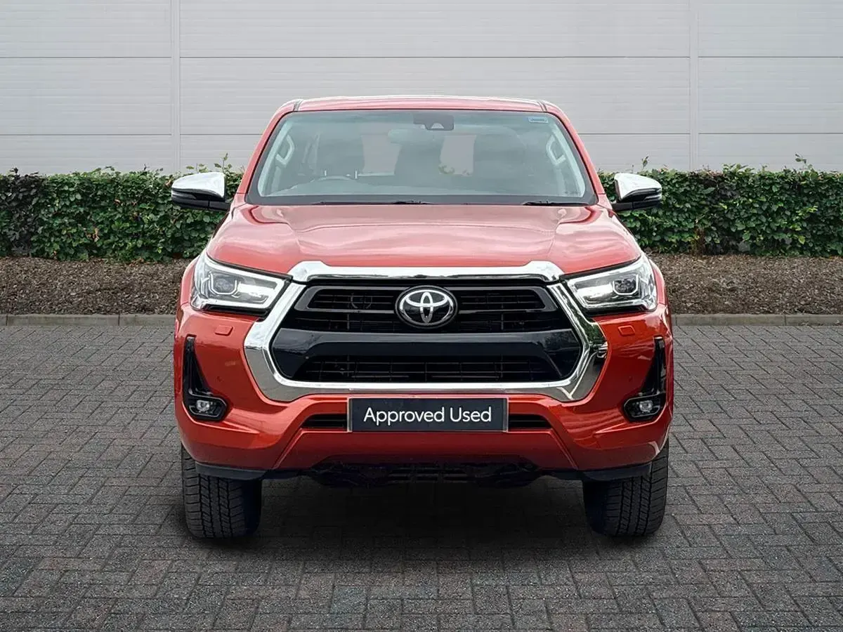 Used Toyota HiLux 2023 Orange Pickup