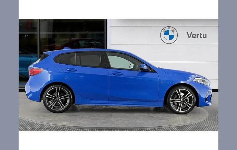 Used BMW 118 M Sport 136 HP (100 kW) 2024 Blue Hatchback