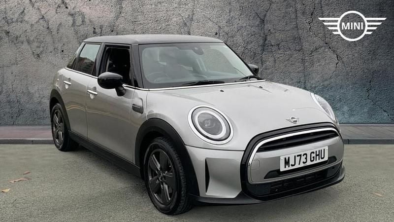 Silver Used 2023 Mini Cooper Classic Hatchback | £20,490 (Fair price) - Image 1/4