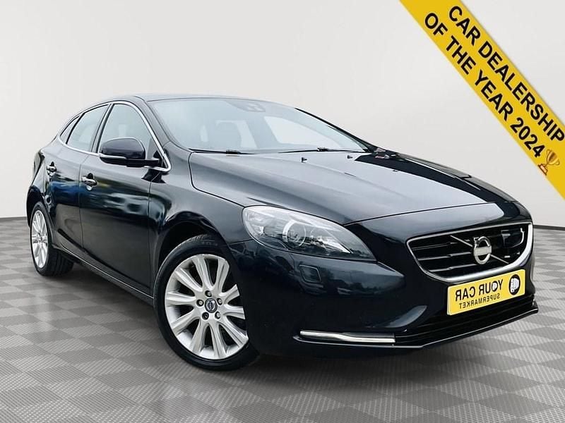 Black Used 2013 Volvo V40 SE Lux Estate | £2,695 (Fair price) - Image 1/4