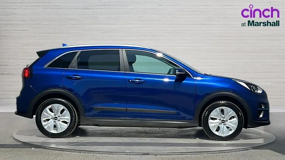Used Kia e-Niro 147 kW (201 HP) 2022 Blue SUV