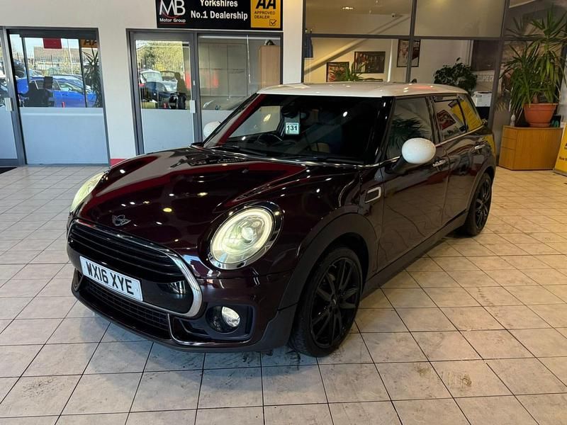 Used Mini Cooper Clubman 136 HP (100 kW) 2016 Red Estate