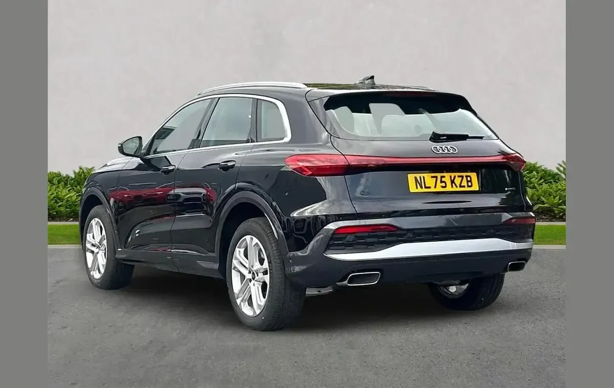 New Audi Q5 Sport 200 HP (147 kW) 2025 Other SUV