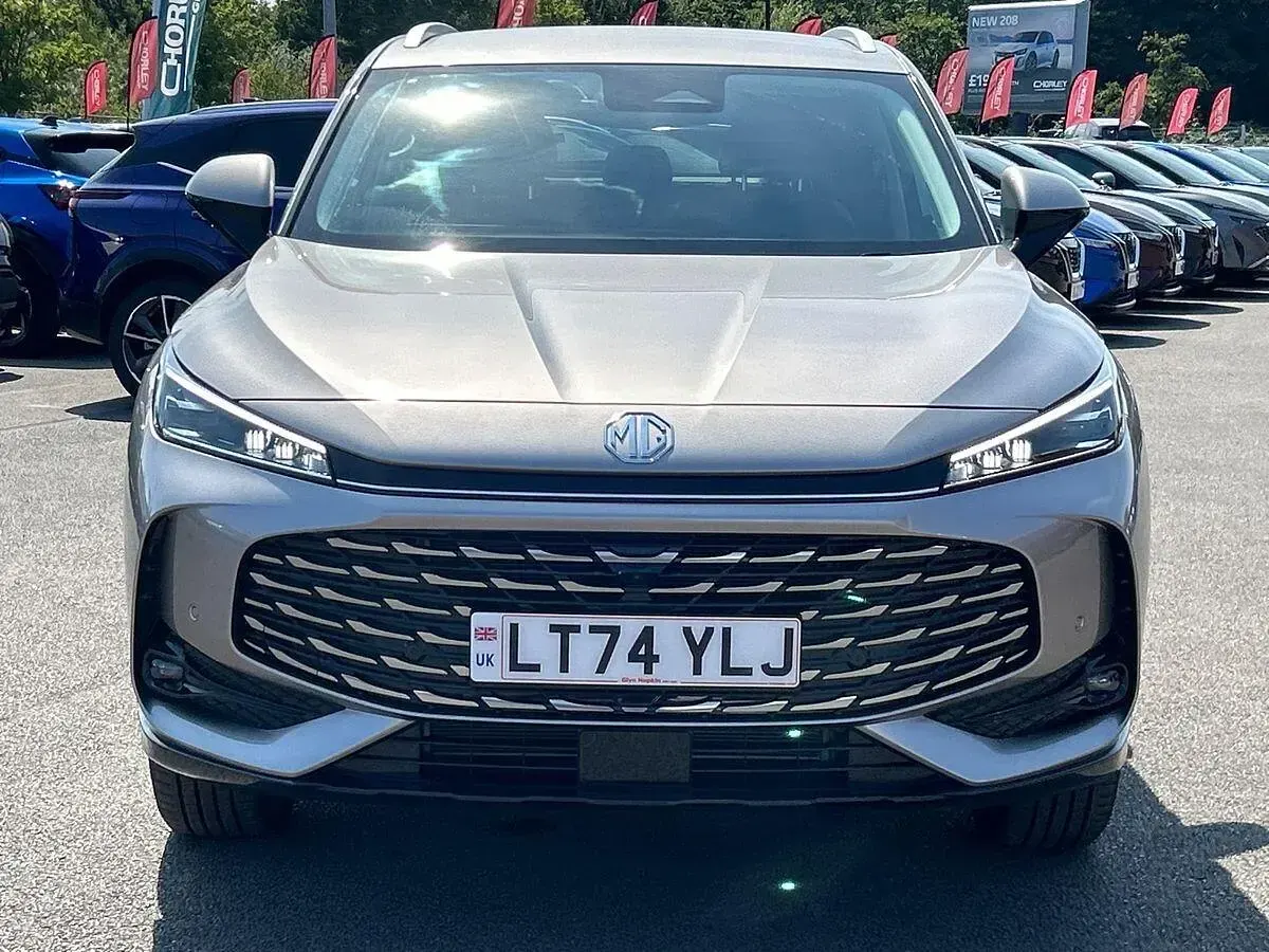 Used MG HS Trophy 169 HP (124 kW) 2025 Silver SUV
