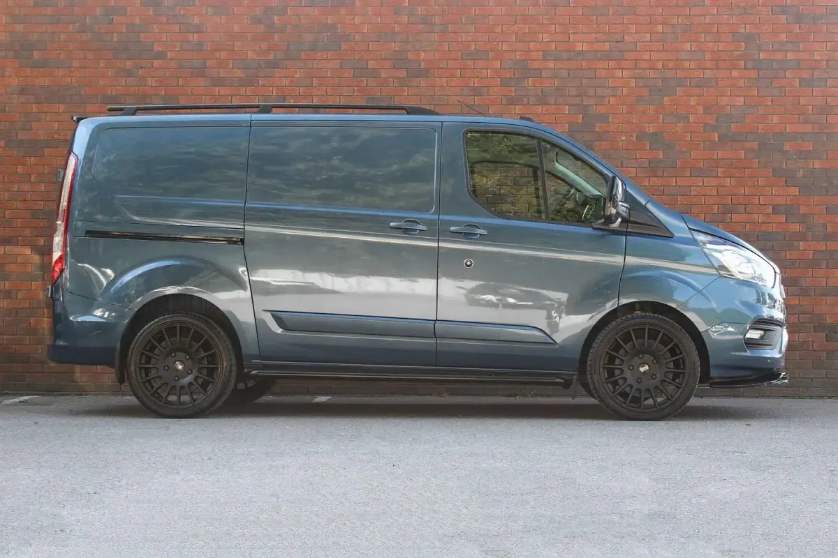 Used Ford Transit Custom S 130 HP (95 kW) 2020 Blue Van
