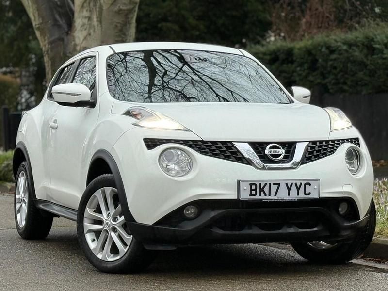Used Nissan Juke N-Connecta 110 HP (80 kW) 2017 White SUV