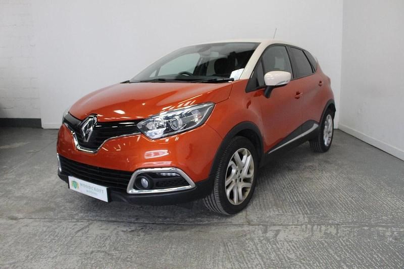 Second-hand Renault Captur Dynamique 90 CP (66 kW) 2014 Portocaliu SUV