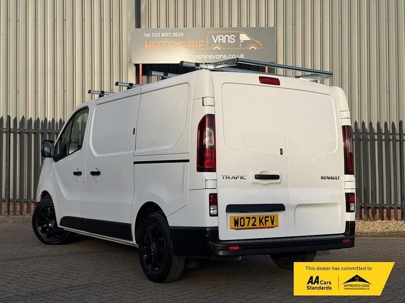 Used Renault Trafic Business 2023 White MPV