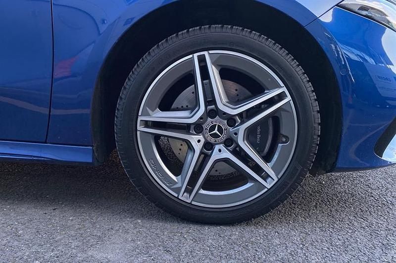 Used Mercedes A250 Executive 218 HP (160 kW) 2024 Spectral blue Hatchback