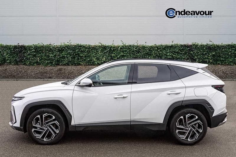 Used Hyundai Tucson Ultimate 215 HP (158 kW) 2025 White SUV
