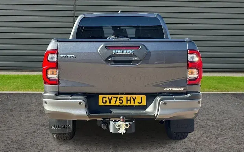 Used Toyota HiLux 204 HP (150 kW) 2026 Pickup