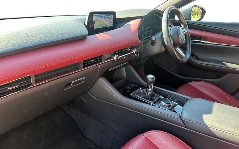 Used Mazda 3 Inclusive 180 HP (132 kW) 2020 Polymetal grey Hatchback