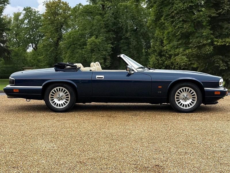 Used Jaguar XJS 1994 Blue Cabriolet