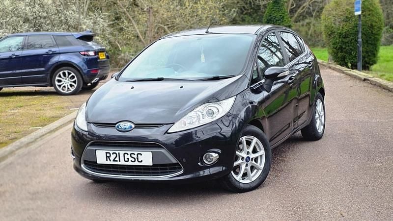 Used Ford Fiesta Zetec 96 HP (70 kW) 2011 Black Hatchback