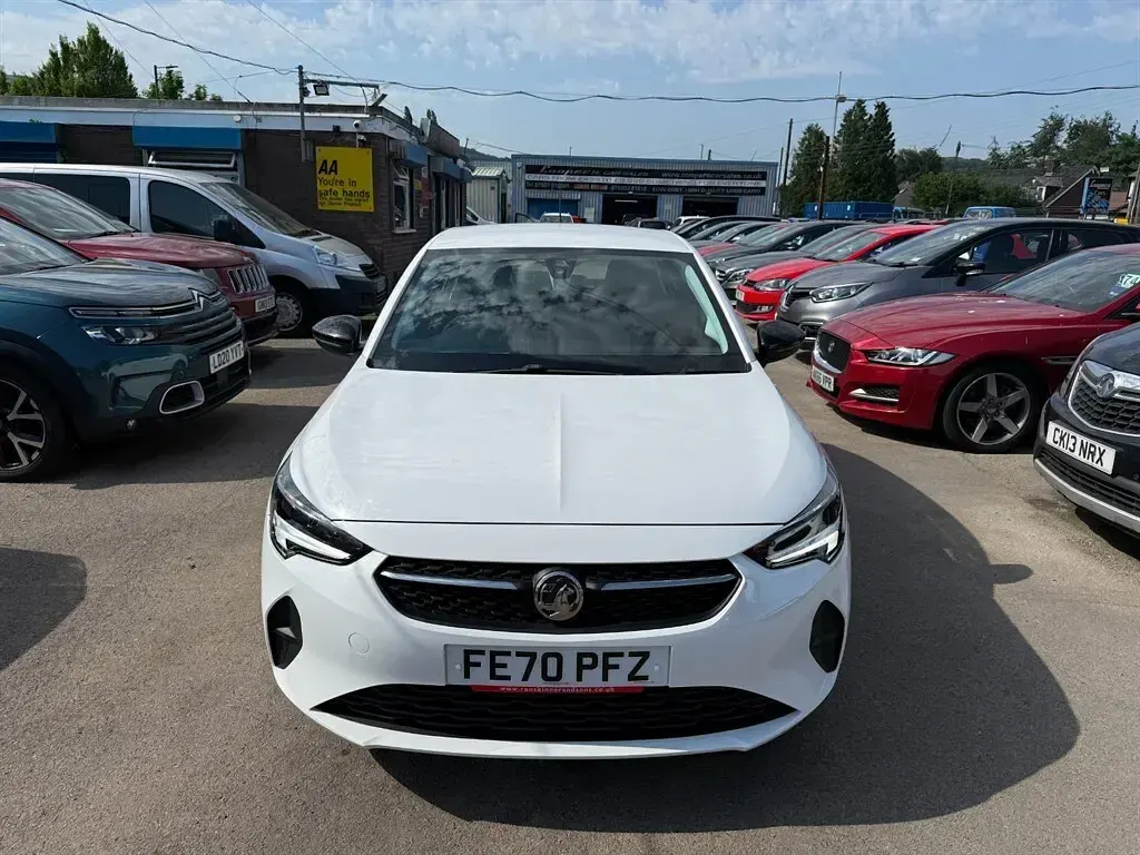 Used Vauxhall Corsa 102 HP (75 kW) 2020 White Hatchback