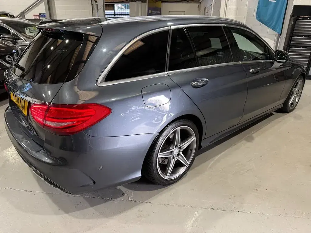 Usado Mercedes C250 AMG Line Premium Plus 2016 Cinzento Carrinha