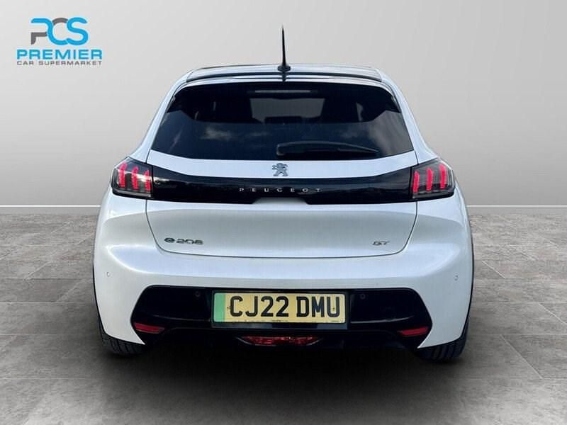 Used Peugeot e-208 GTi 100 kW (136 HP) 2022 White Hatchback