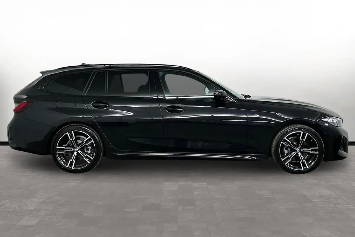 Used BMW 320 M Sport 181 HP (133 kW) 2026 Black Estate