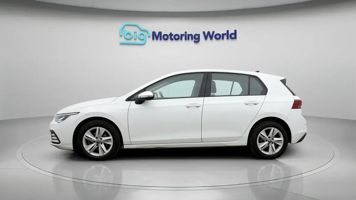Used VW Golf VIII S 128 HP (94 kW) 2021