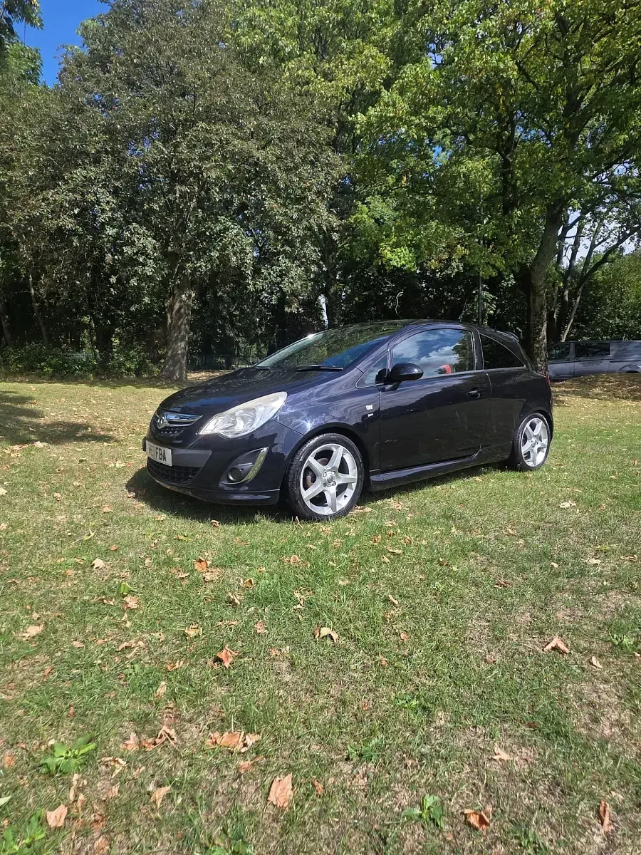 Used Vauxhall Corsa SRi 2011 Black Hatchback