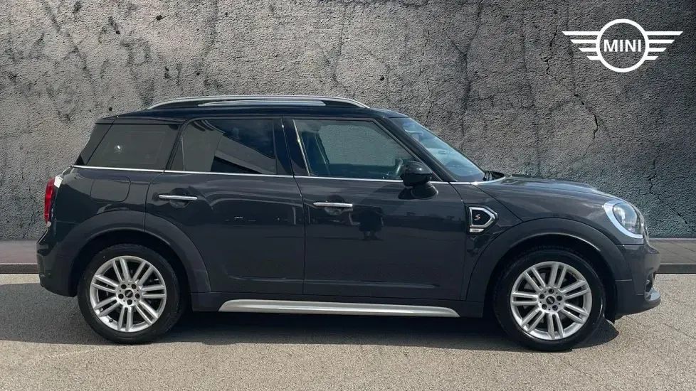 Used Mini Cooper S Countryman Exclusive 189 HP (139 kW) 2019 Grey SUV