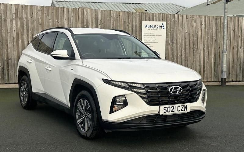 White Used 2021 Hyundai Tucson SE SUV | £16,250 (A bit pricey) - Image 1/4