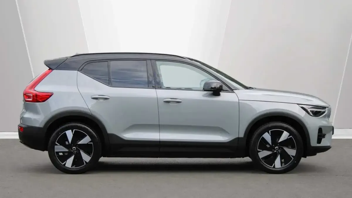 Used Volvo XC40 Core 175 kW (238 HP) 2024 SUV