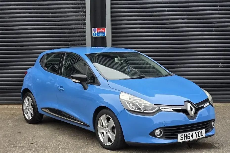 Used Renault Clio Dynamique 90 HP (66 kW) 2014 Hatchback
