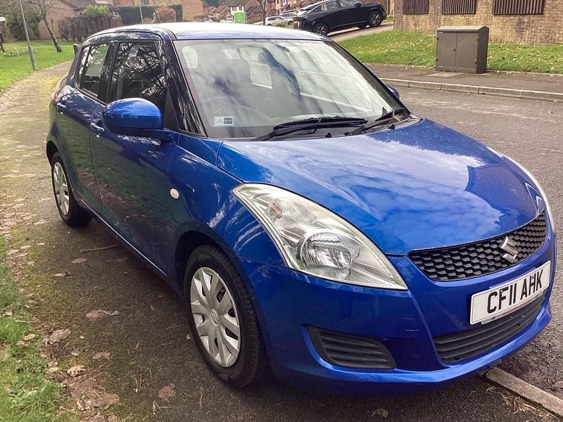 Used Suzuki Swift 2011 Blue Hatchback