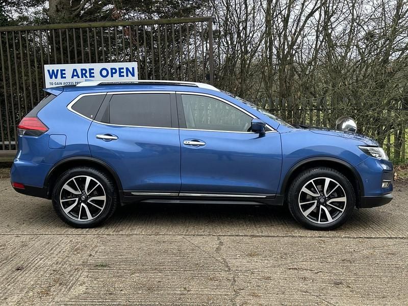 Used Nissan X-Trail Tekna 177 HP (130 kW) 2018 Blue SUV