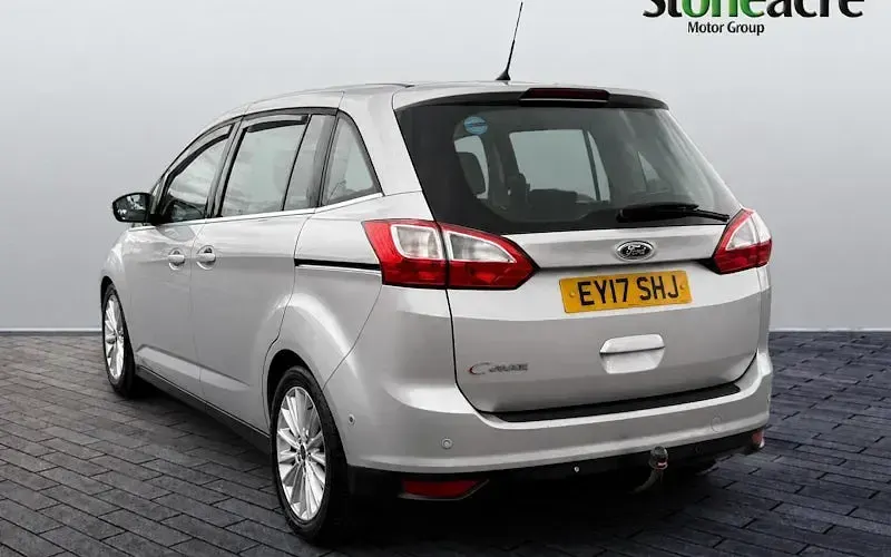 Used Ford Grand C-Max Titanium 150 HP (110 kW) 2017 Silver MPV