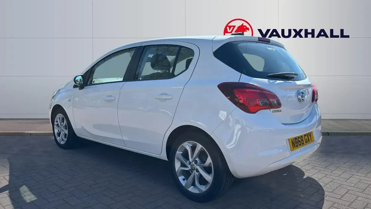 Second-hand Vauxhall Corsa 75 CP (55 kW) 2001 Hatchback