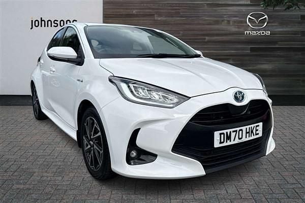Used 2020 Toyota Yaris Design Hatchback | £14,705 (Fair price) - Image 1/4