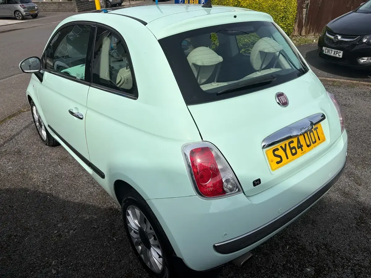 Used Fiat 500 Lounge 85 HP (62 kW) 2014 Green Hatchback