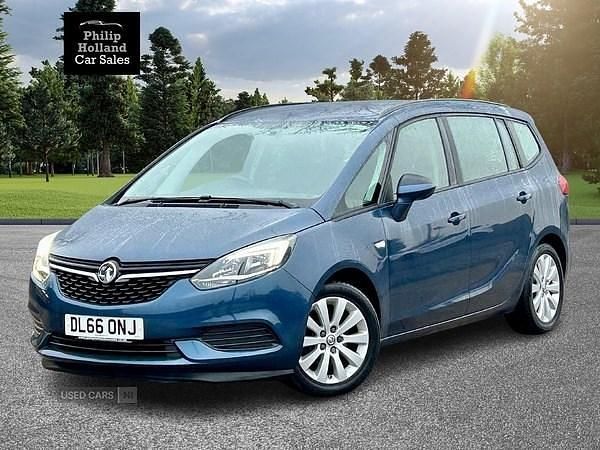 Used Vauxhall Zafira Tourer Design Edition 134 HP (98 kW) 2016 Blue MPV