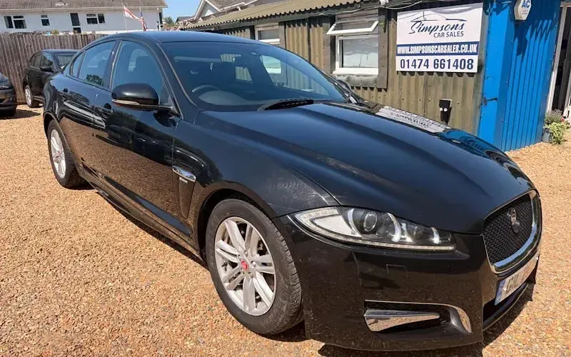Used Jaguar XF R-Sport 163 HP (119 kW) 2015 Sedan