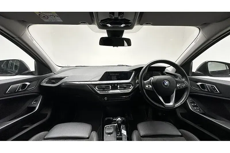 Used BMW 118 Sport Line 2020 Black Hatchback