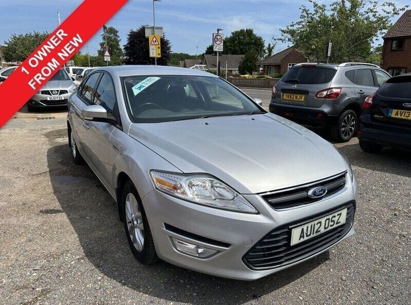 Silver Used 2012 Ford Mondeo Zetec Hatchback | £4,950 (Fair price) - Image 1/4